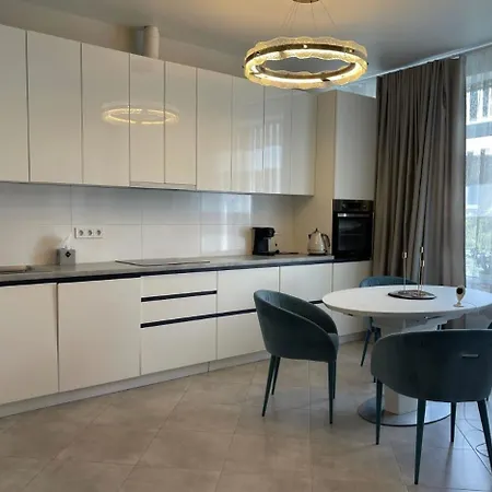 Prime In The Centre With Bbq Dresden